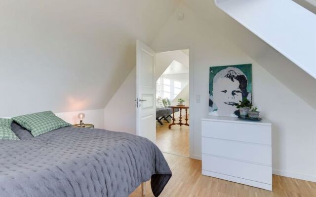 "Steen" - 900m from the sea in NW Jutland