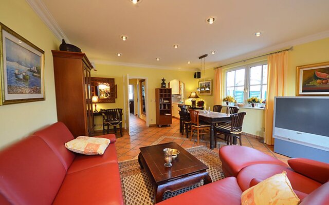 House Kormoran Groß Zicker