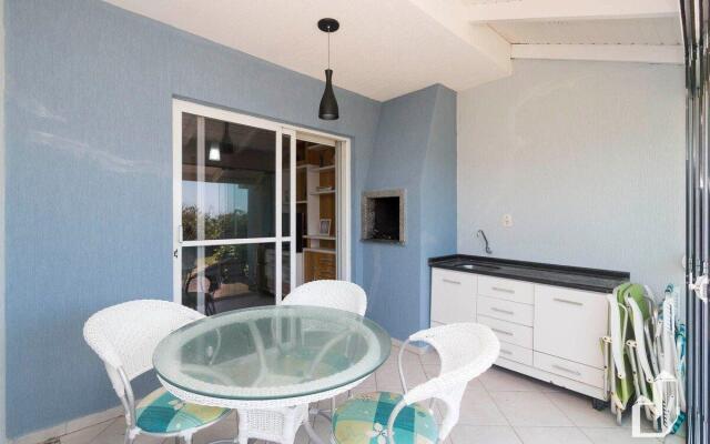 Frente ao mar - Residencial Guilhermina - Casa 08