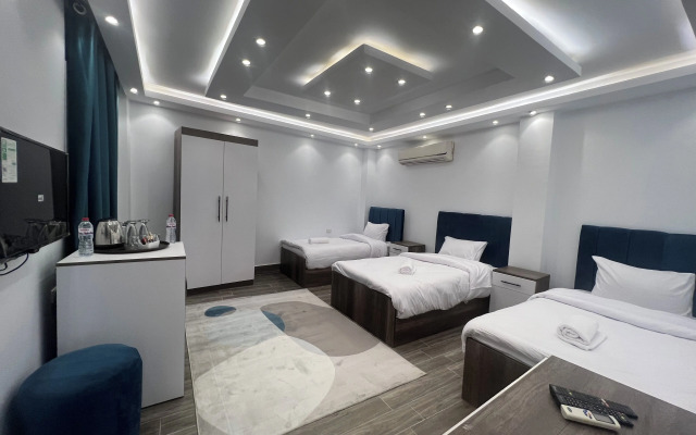 Premier Pyramids Inn