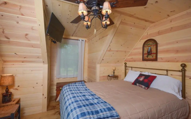 Big Log Lodge 4 Bedroom House