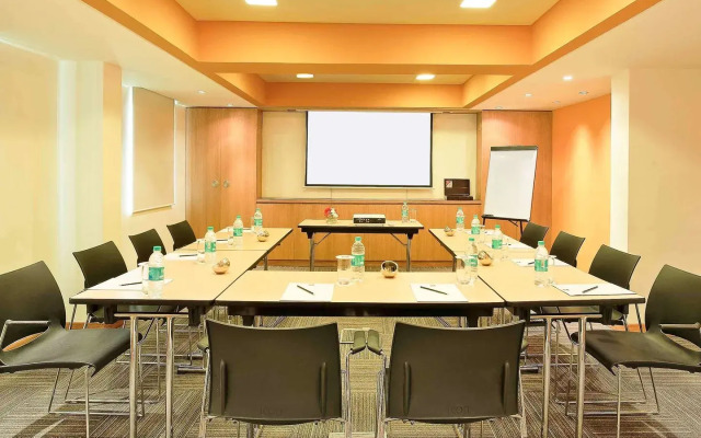 ibis Bengaluru City Centre Hotel