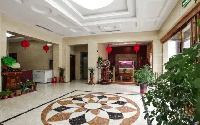 Fenglin Hotel