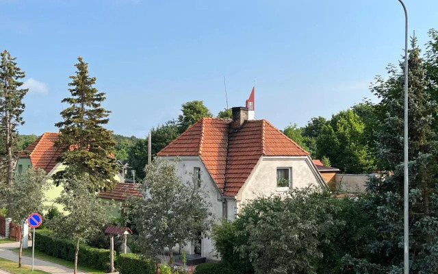 Topoliu 16 Guesthouse