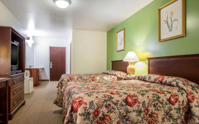 Rodeway Inn Paradise