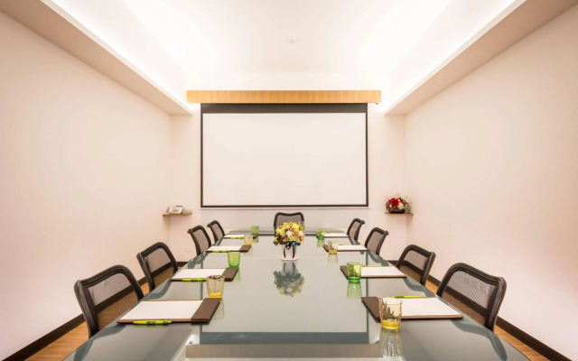 Liyaou Hotel