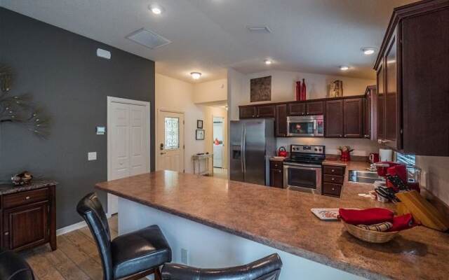 Vestridge Ave 3490 by White Pelican VR