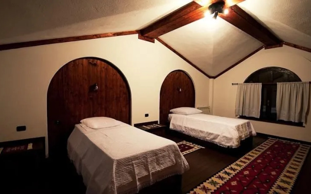 Hotel Restaurant Butjina E Gjelit