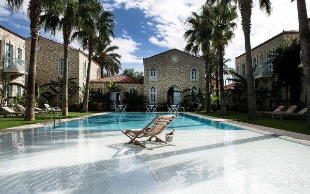 Manastir Alacati Hotel