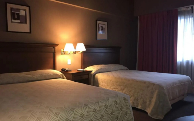 Howard Johnson by Wyndham Resort Pilar