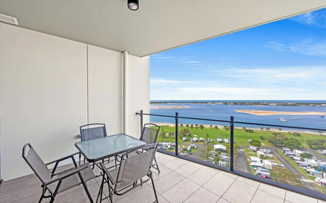 Marine Quarter Apartments by CLLIX