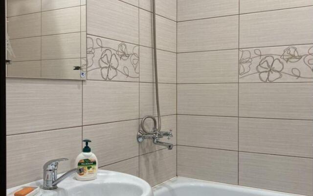 Апартаменты на проспекте Октябрьский 157