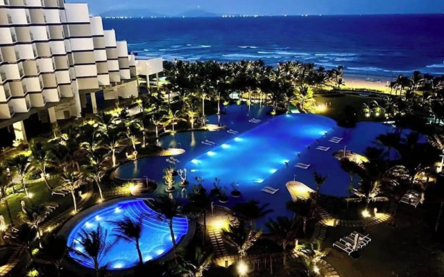 Cam Ranh Nha Trang Seaview Condotel