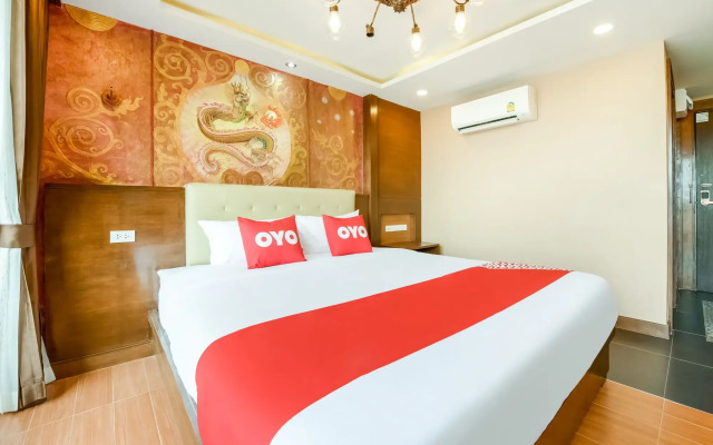 OYO 458 Nakorn Siam Boutique