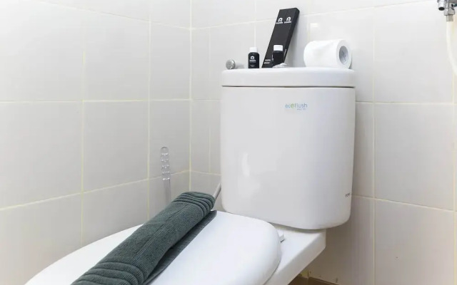 Nice and Comfy 2BR Bassura City Apartment near Mall