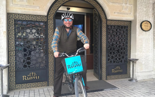 Rumi Hotel