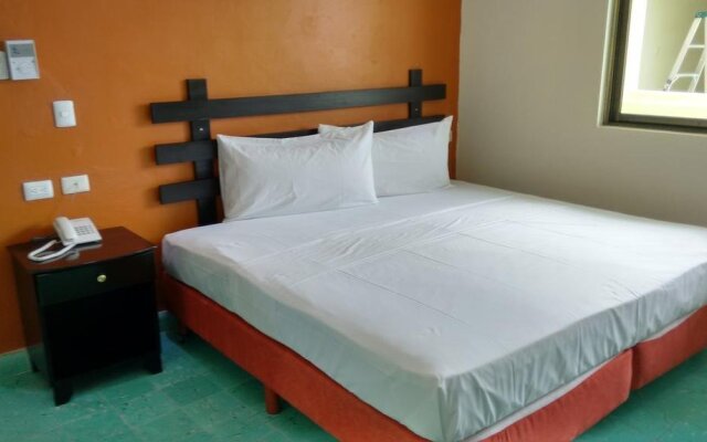 Hotel Yaxactun