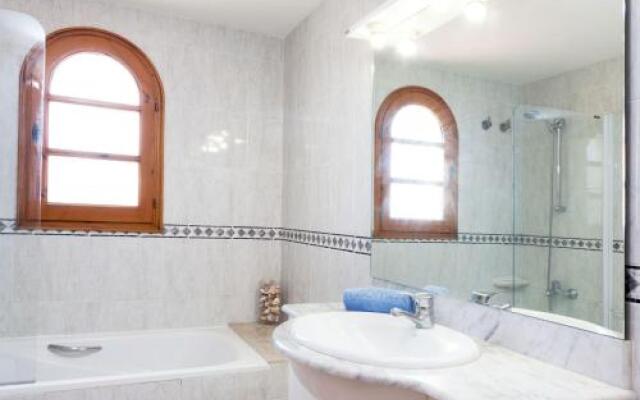 Holiday Home Cabanyes L1-4