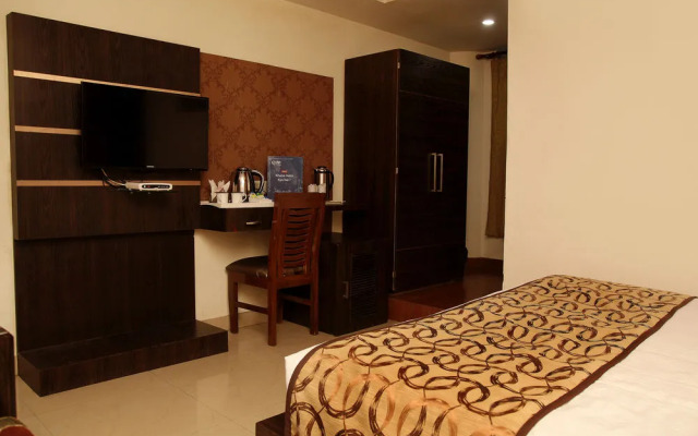 OYO 905 Galaxy View Hotel