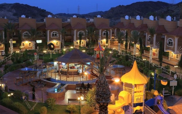 Meral Oasis Resort For Hotel Villas