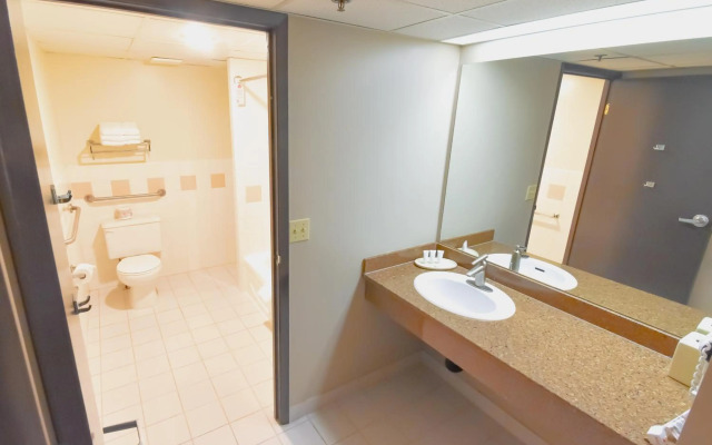 Canad Inns Destination Centre Fort Garry