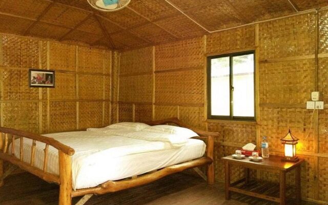 Soe Ko Ko Beach House & Restaurant