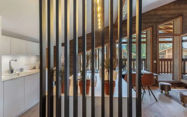 4 Bedroom Duplex With Large Balcony and Parking