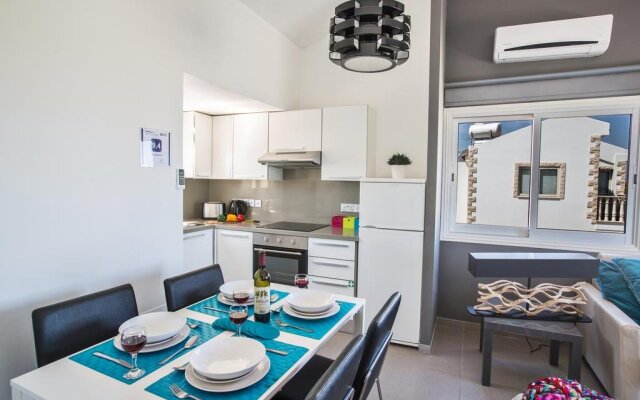 Nicholas Seaview Apartments