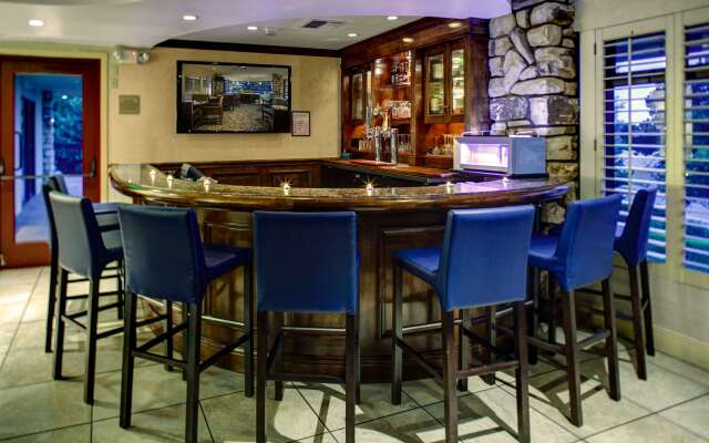 Hilton Garden Inn Monterey