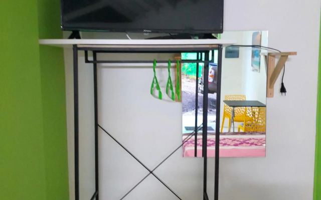 Bungalow d'une chambre avec jardin et wifi a Petit Bourg