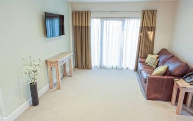 Arosfa Emlyn Country House