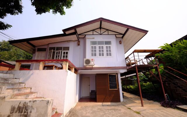 P.L.P Guesthouse - Mae Hong Son