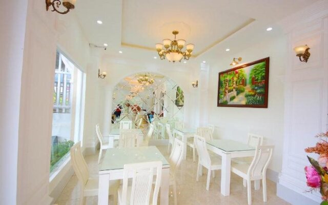 Phuong Vy Luxury Hotel