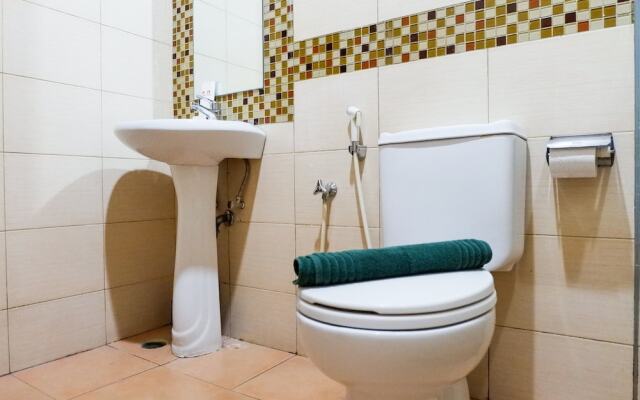 Comfy 1BR Twin Tower Apartment