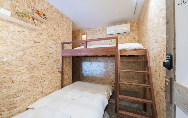 Kotori Coworking and Hostel Kotohira