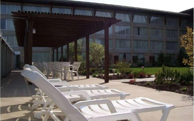 DoubleTree by Hilton Libertyville - Mundelein