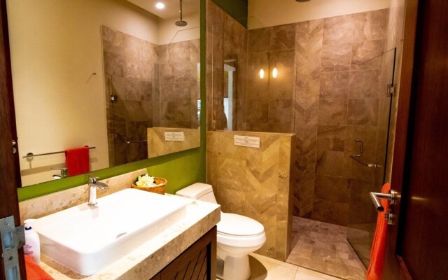 Condo V177 204