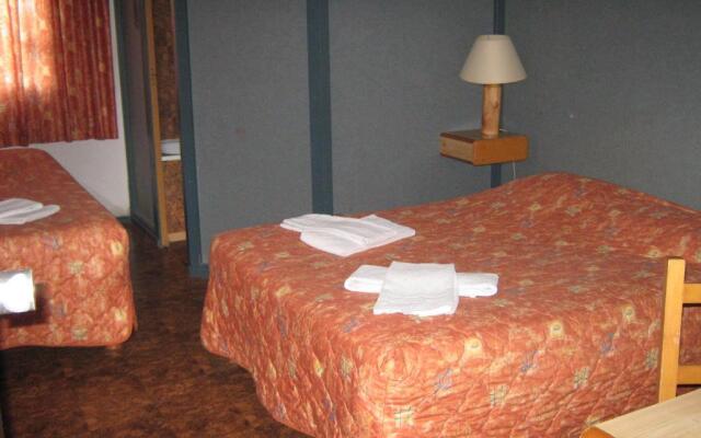 Hotel Le Pressoir - Auxerre Appoigny