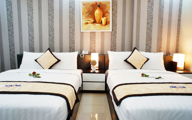 Hanoi Blue Hotel - The Water Front