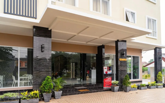 Formerly Reddoorz Plus Near Teras Kota 3