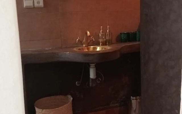Riad étoile ocre
