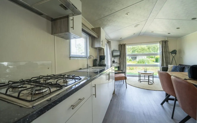 Well-maintained Chalet Near Biesbosch