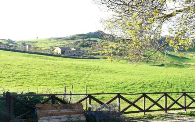 One bedroom appartement with garden at Lercara Friddi