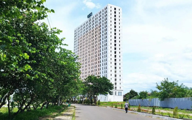 RedDoorz Apartemen @ Green Lake View Cimanggis