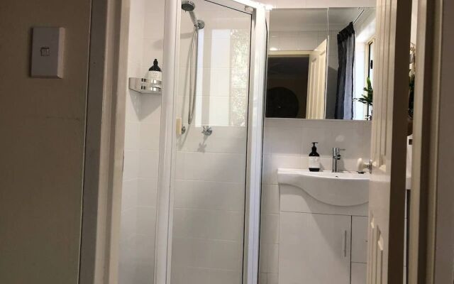 Escape to Strathfield for 8 guests