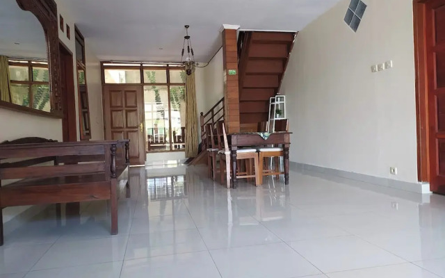 Hazel House Bandung