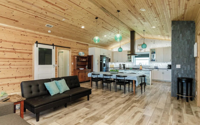 Delightful 3 Bedroom Pets