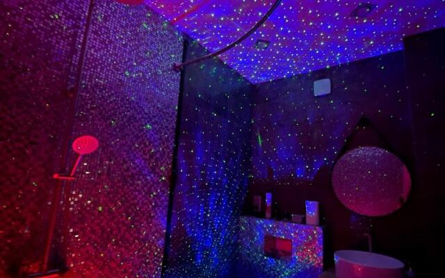 Sweet Home (Свит Хоум) на улице Холмогорова 15а