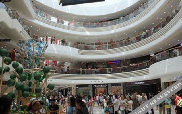 Jiaxing dream Apartment hotel