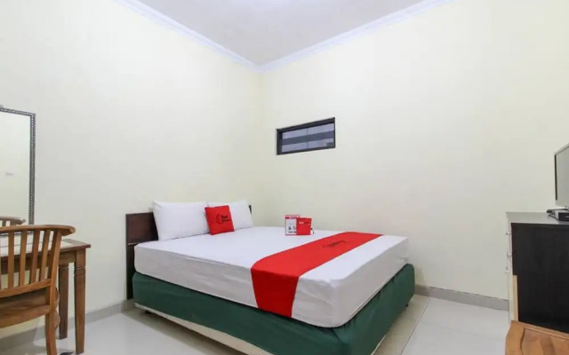Reddoorz near Rumah Sakit Condong Catur